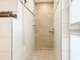 XL Walk In Dusche