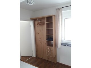 Garderobe kleines Schlafzimmer "Gipfelstürmer"