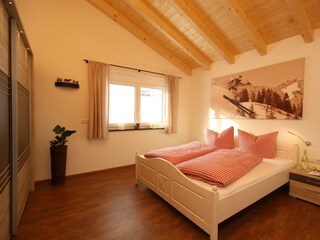 Schlafzimmer "Gipfelstürmer" Wohnung 3