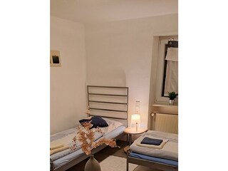 3 - Bett-Zimmer  15.01.23 005