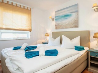 Schlafzimmer mit Doppelbett