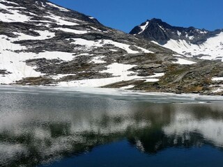 kristallklarer Bergsee