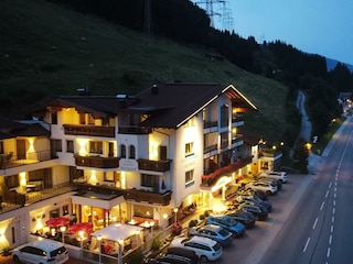 nachtbild hotel neu 2