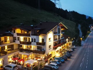 nachtbild hotel neu 2