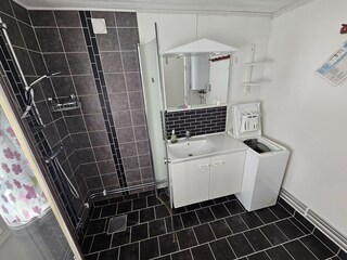 Dusche & Waschmaschine