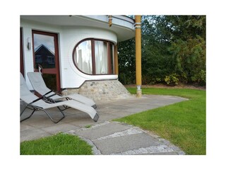 Terrasse mit Gartenblick