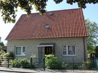 Ansicht Haus Gerda von der Straßenseite