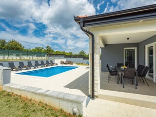 Vakantiehuis Labin Buitenaudio-opname 11