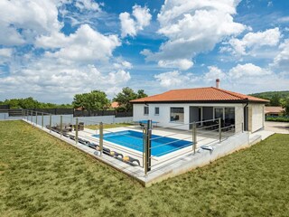 Vakantiehuis Labin Buitenaudio-opname 29