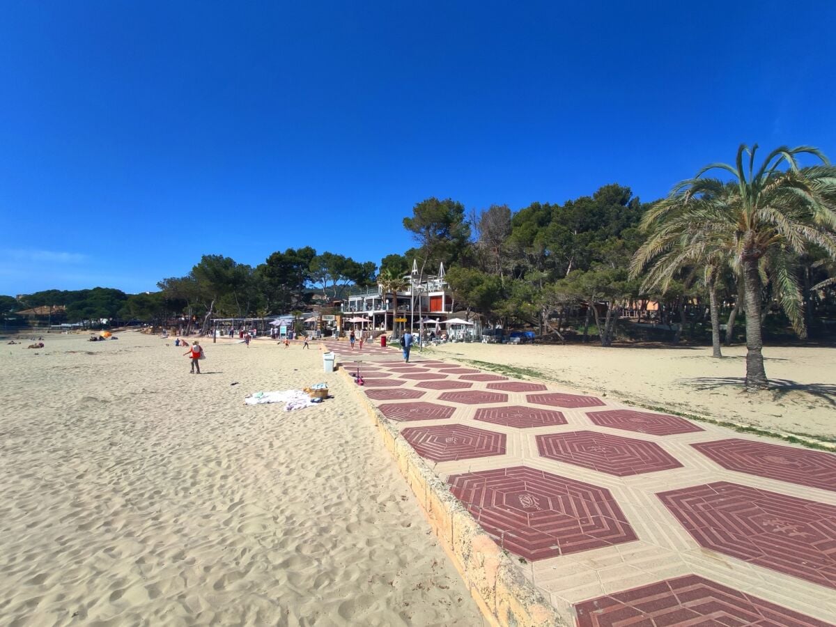 Strandpromenade an der Playa Romana