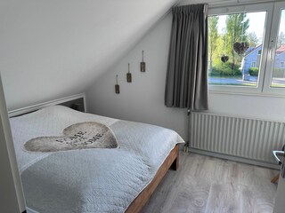 Schlafzimmer 2 - Doppelbett 180x200cm