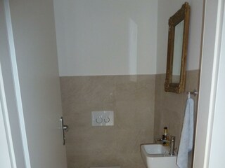 separate Toilette