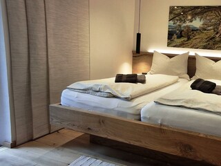11 Schlafzimmer Bad