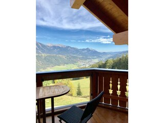 Balkon mit Blick ins Ennstal