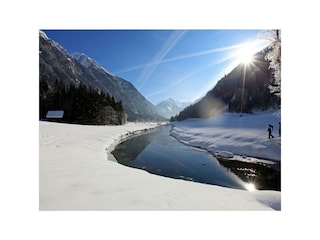 352239-winterwandern-untertal--c--herbert-raffalt