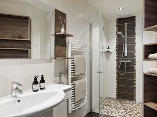 Charly Kahr Family Badezimmer