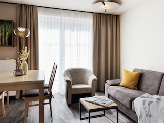 Charly Kahr Family Heli Wohnraum