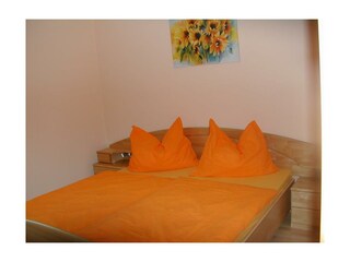 Sonnenblumenzimmer/ Appart.2 Schlafraum