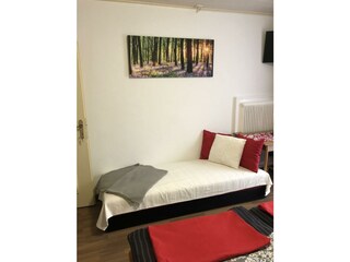 BDB31A3D-205A-456D-A051-EBFA100C2BB7