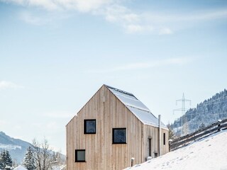 E75955DC-7545-4388-8985-2CC7CA1370D6