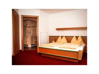 Morgenrot-Schlafzimmer2