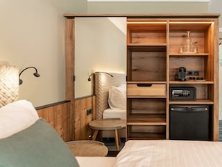 Room Pictures_Room_E_DZC_1