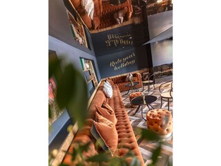 EHJ_Lobby_11