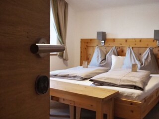 Zimmer 34 Bett