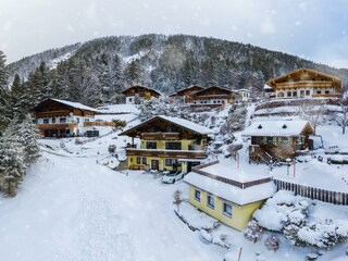 haus-reiteralmblick-luftbild-winter