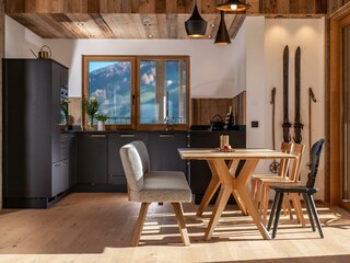 Berghoheit Wohnküche -- Almadel