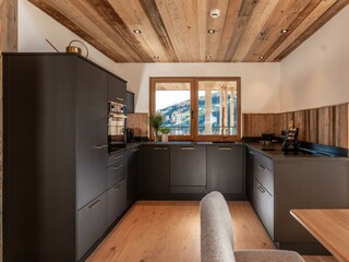 Berghoheit Küche -- Almadel