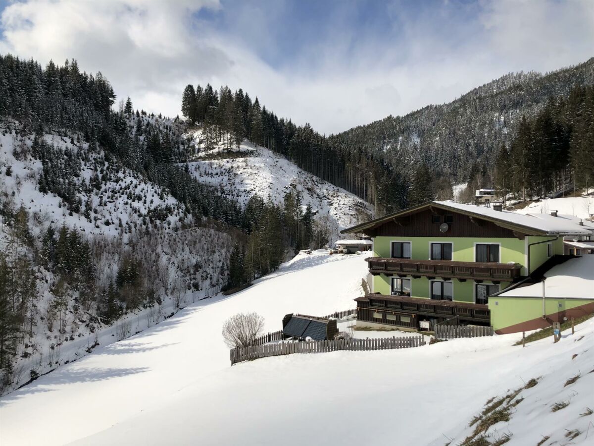 Haus Staltner im Winter