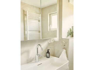 HausBachler_Edelweiß_Waschbecken