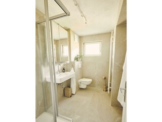 HausBachler_Edelweiß_Bad