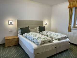 Schlafzimmer1_Fewo1
