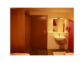 Waschbereich Zimmer_2