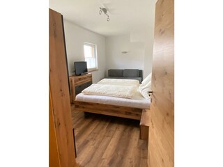 Apartment A Schlafzimmer