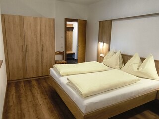 Apartment A Schlafzimmer