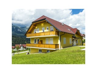 Haus Gloria - Hausfoto im Sommer