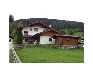 Apartment Gia - Hausfoto Sommer