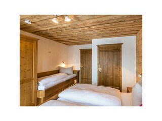 Almhuetten-Prenner Alm-Schlafzimmer-Untergeschoss-