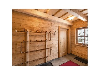 Almhuetten-Prenner Alm-Schuhraum