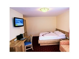 Doppelzimmer mit ausziehb. Couch