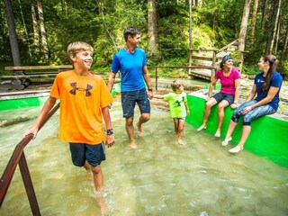 Kneippanlage Weißenbach_©TVB Haus-Aich-Gössenberg@