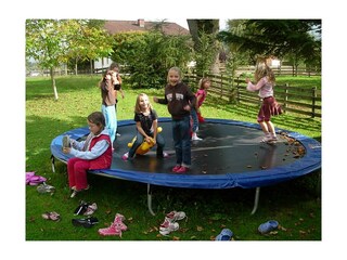 Esslgut - Action am Trampolin