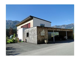 App. Gipfelsturm - Hausansicht West Sommer