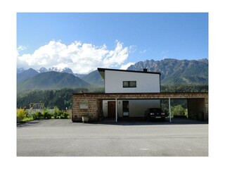 App. Gipfelsturm - Hausansicht Süd Sommer