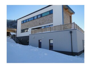 App. Gipfelsturm - Hausansicht Ost Winter