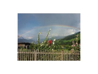 Regenbogen mit unserem Hausgarten