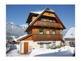 "Apartmenthaus Bachler"   Winter 2012